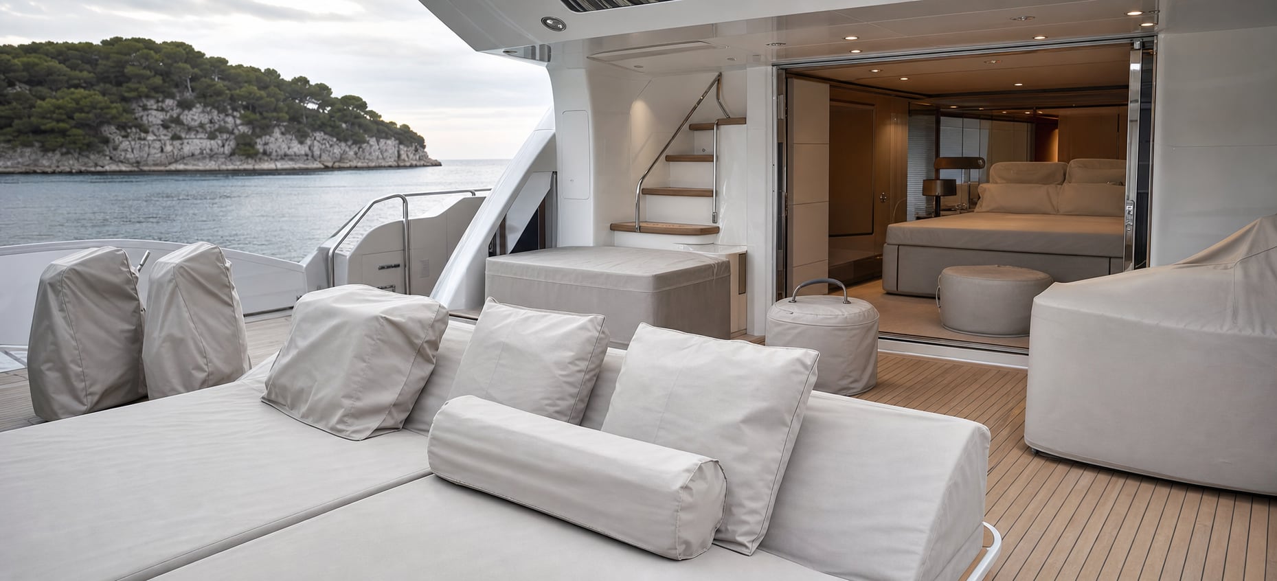 Protective Textiles prepared for professional life on board hospitality use